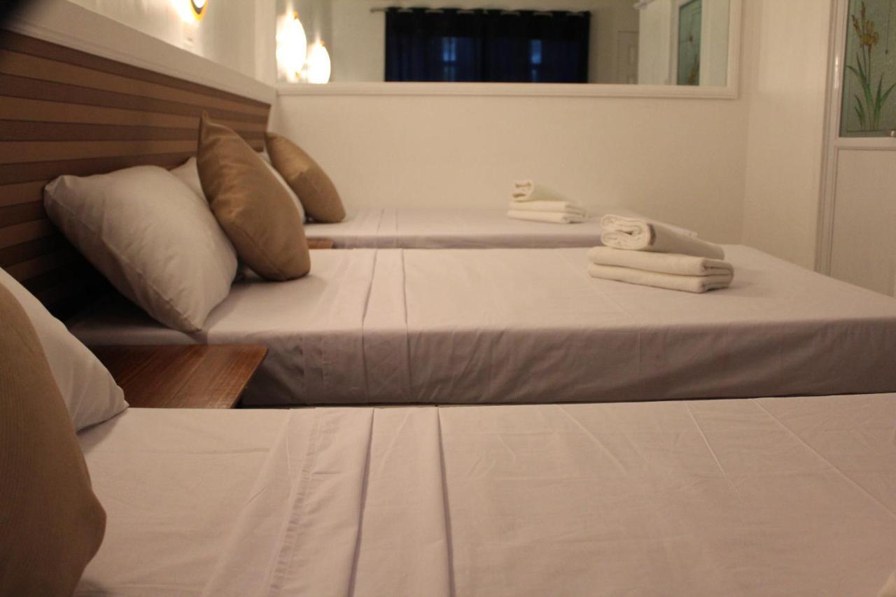 プエルト・プリンセサ ハウス オブ ビッグ ブラザー Bed & Breakfast エクステリア 写真