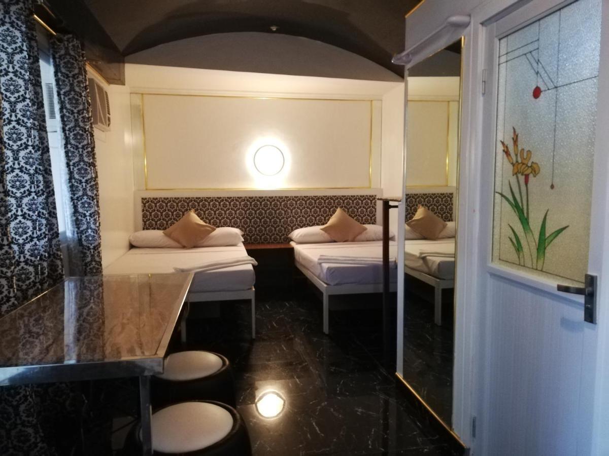 プエルト・プリンセサ ハウス オブ ビッグ ブラザー Bed & Breakfast エクステリア 写真